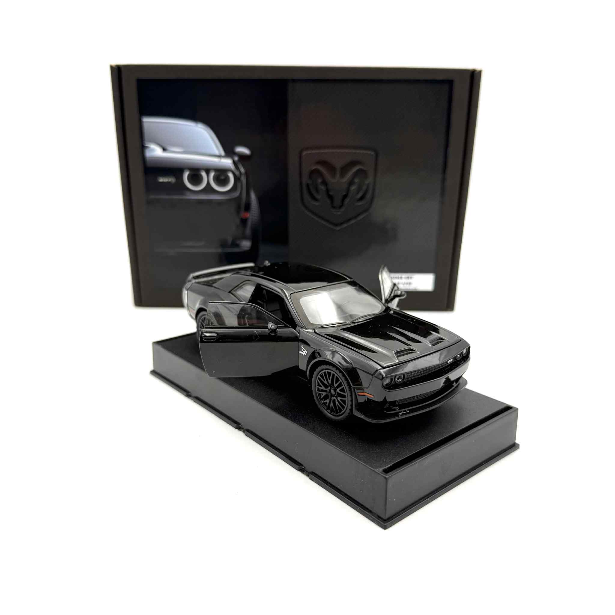 Miniaturowy Dodge Challenger
